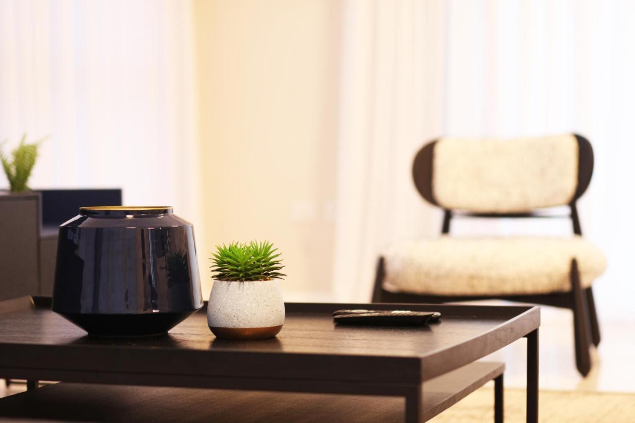 Mini Penthouse Near The Beach Netanya Bagian luar foto